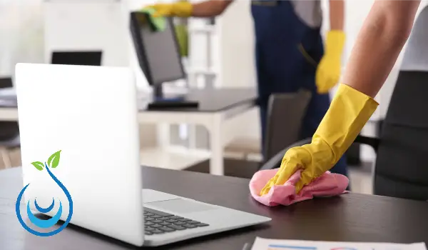 شركة تنظيف مكاتب بالرياض بيئة عمل نظيفة تزيد من إنتاجيتك وراحتك - الرياض كلينينج Office-cleaning-company-in-Riyadh5