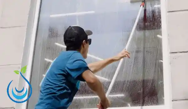 شركة تنظيف نوافذ وشبابيك بالرياض,شركة تنظيف الشبابيك,تنظيف الشبابيك الالوميتال
