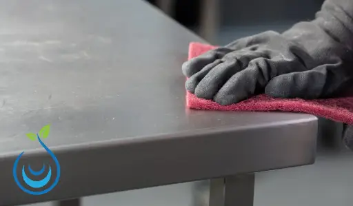 تنظيف طاولات بالرياض,تنظيف الطاولات,تنظيف الطاولات البيضاء
